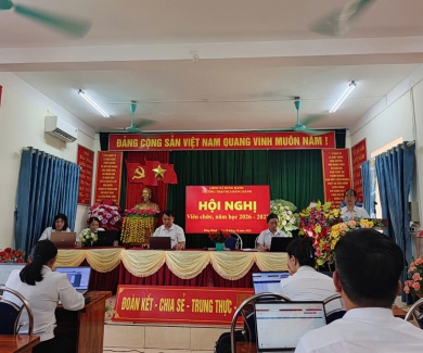 TRƯỜNG TH&THCS BẢNG HÀNH TỔ CHỨC HỘI NGHỊ VIÊN CHỨC NĂM HỌC 2026 - 2027